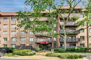 2020 Chestnut Ave, Glenview, IL 60025 - Photo 1