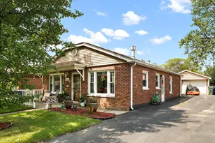 11600 S Sacramento Dr, Merrionette Park, IL 60803 - Photo 1