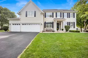 3044 Fairhaven Ln, Lake in the Hills, IL 60156 - Photo 1