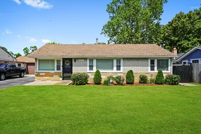 5044 Oak Center Drive, Oak Lawn, IL 60453 - Photo 1