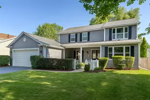 626 Knollwood Dr, Cary, IL 60013 - Photo 1