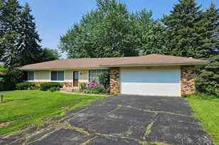 3472 Springwheat Dr, Rockford, IL 61114 - Photo 1