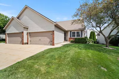 20 Crystal Court, Bloomington, IL 61704 - Photo 1