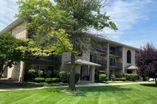 10248 SW Hwy, Chicago Ridge, IL 60415 - Photo 1