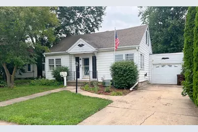 512 S 2nd Street, Rochelle, IL 61068 - Photo 1