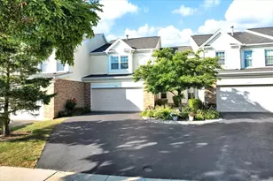 4890 Prestwick Pl, Hoffman Estates, IL 60010 - Photo 1