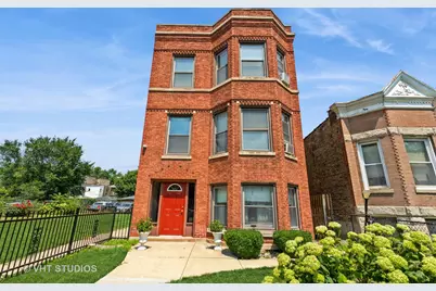 4634 W Jackson Boulevard, Chicago, IL 60644 - Photo 1