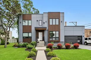 9 N Lavergne Ave, Northlake, IL 60164 - Photo 1