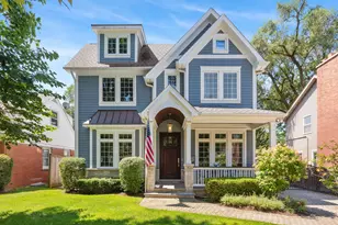 923 Harvard Ln, Wilmette, IL 60091 - Photo 1