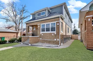 2613 Kenilworth Ave, Berwyn, IL 60402 - Photo 1