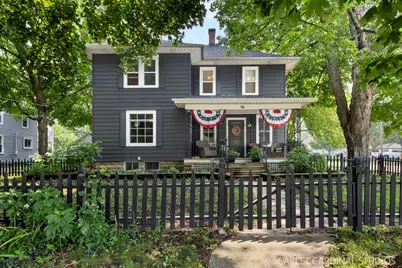 96 E Washington Street, Oswego, IL 60543 - Photo 1