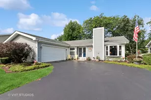 213 Plymouth Ln, Bolingbrook, IL 60440 - Photo 1