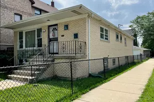 3649 W 56th Pl, Chicago, IL 60629 - Photo 1