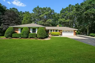 5119 N Ridgeway Rd, Ringwood, IL 60072 - Photo 1