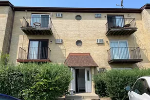 4214 Bonhill Dr, Arlington Heights, IL 60004 - Photo 1