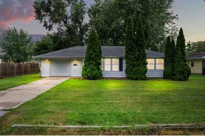 444 Florida Avenue, Aurora, IL 60506 - Photo 1