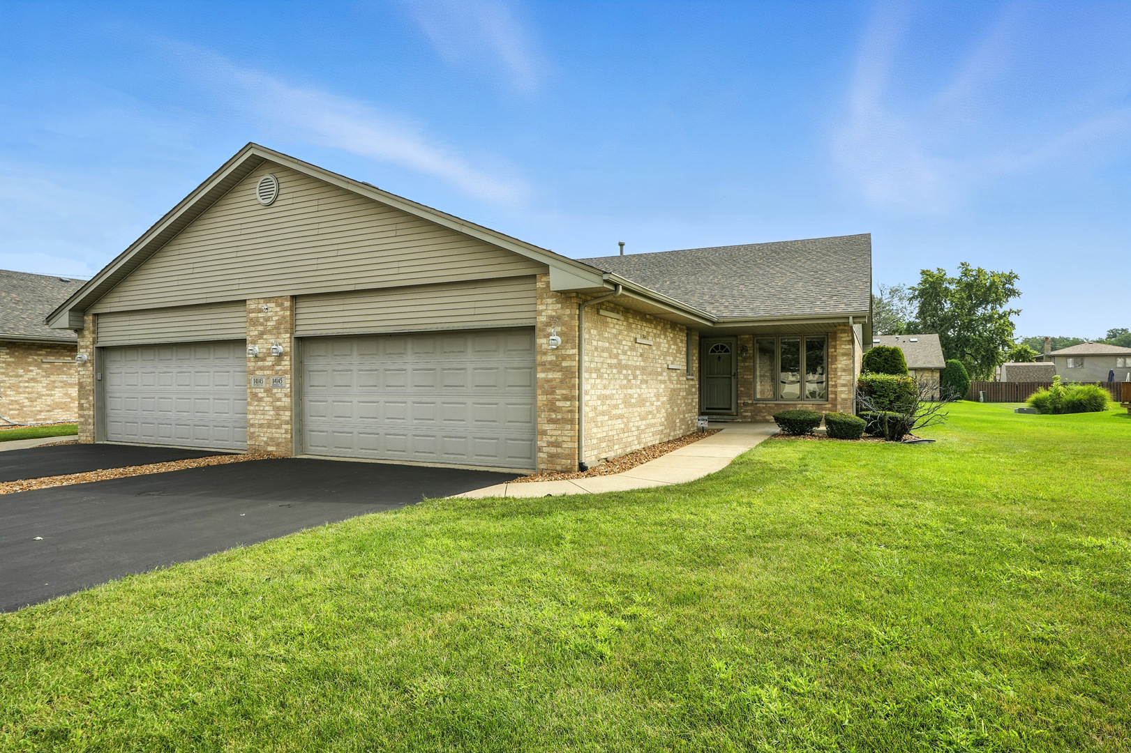 14145 Kedvale Ave #3, Crestwood, IL 60418 - MLS 12427952 - Coldwell Banker