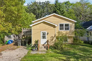 35729 N Watson Ave, Ingleside, IL 60041 - Photo 1