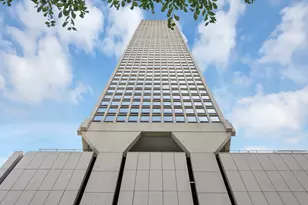 111 E Chestnut St, Chicago, IL 60611 - Photo 1