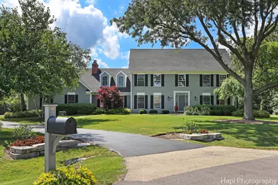 2340 Huntington Lakes Drive, Libertyville, IL 60048 - Photo 1