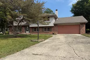 1930 Heather Ln, Joliet, IL 60431 - Photo 1