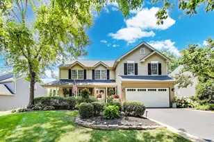 346 Colonial Cir, Geneva, IL 60134 - Photo 1