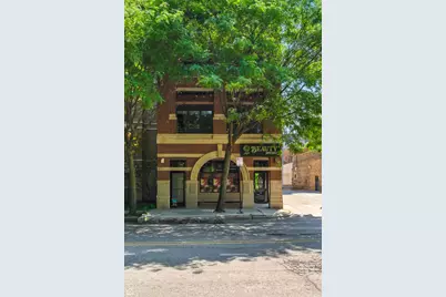 2343 W Montrose Avenue #101, Chicago, IL 60618 - Photo 1