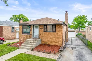 8821 S Troy Ave, Evergreen Park, IL 60805 - Photo 1