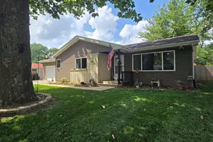 12 Durell Dr, Kankakee, IL 60901 - Photo 1