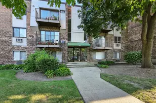 1451 Winslowe Dr, Palatine, IL 60074 - Photo 1