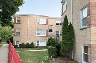 4968 N Menard Ave, Chicago, IL 60630 - Photo 1