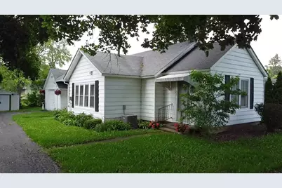 710 N Taylor Street, Marengo, IL 60152 - Photo 1