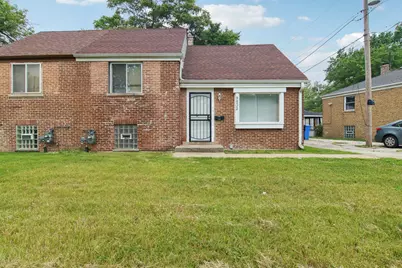 9832 S Oglesby Avenue, Chicago, IL 60617 - Photo 1