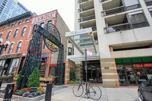 1212 N Wells St, Chicago, IL 60610 - Photo 1