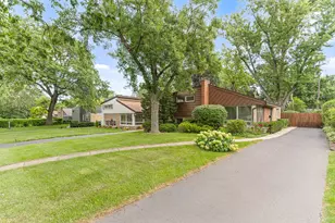 1223 Cavell Ave, Highland Park, IL 60035 - Photo 1