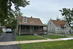 7519 Latrobe Ave, Burbank, IL 60459 - Photo 1