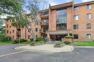 709 79th St, Darien, IL 60561 - Photo 1