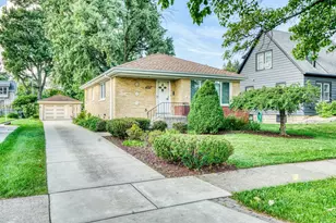 9026 Roach Ave, Brookfield, IL 60513 - Photo 1