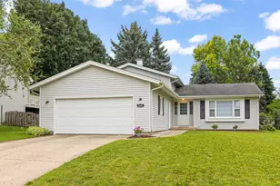 5201 W Dartmoor Dr, McHenry, IL 60050 - Photo 1