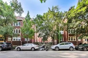 1350 W Estes Ave, Chicago, IL 60626 - Photo 1