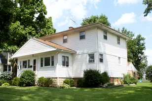 819 S Fairfield Ave, Lombard, IL 60148 - Photo 1