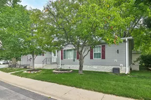 375 Elder Ln, Belvidere, IL 61008 - Photo 1