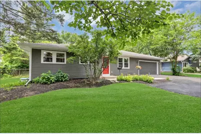 120 S Park Boulevard, Glen Ellyn, IL 60137 - Photo 1