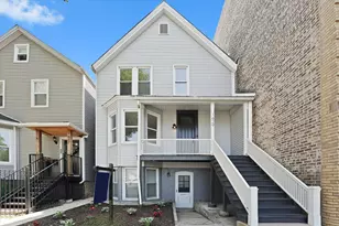 1629 W Foster Ave, Chicago, IL 60640 - Photo 1