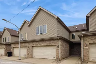 1541 W Asher St, Chicago, IL 60643 - Photo 1