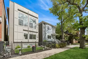 2503 N Maplewood Ave, Chicago, IL 60647 - Photo 1