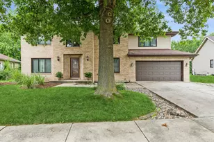 438 Tamarack St, Park Forest, IL 60466 - Photo 1
