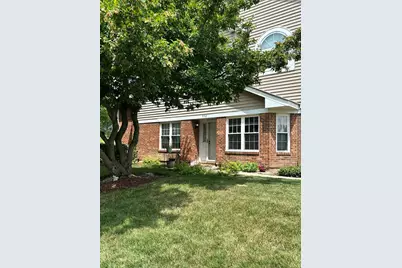 952 W Happfield Drive #2828, Arlington Heights, IL 60004 - Photo 1