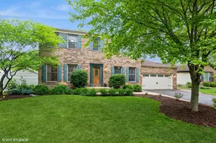 1057 Ponca Dr, Batavia, IL 60510 - Photo 1