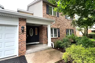 630 Zaininger Ave, Naperville, IL 60563 - Photo 1